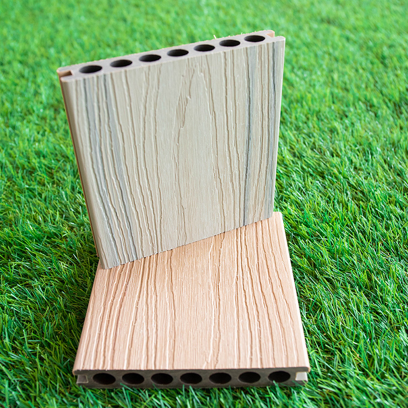 تعتبر الأرضية البلاستيكية الخشبية المركبة المصنوعة من الخشب المنقوش ثلاثي الأبعاد عملية